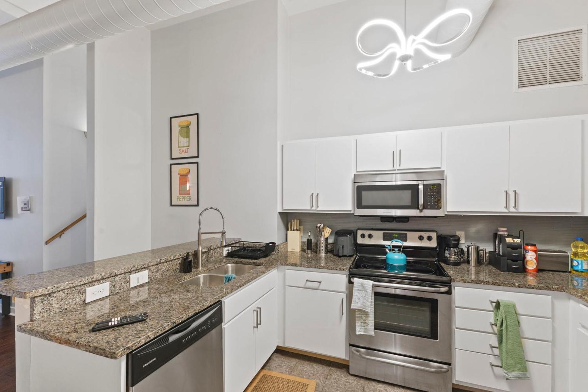 Indy City Loft - Convention Center - Sleeps 7 - Stadium Access Indianapolis Exteriör bild