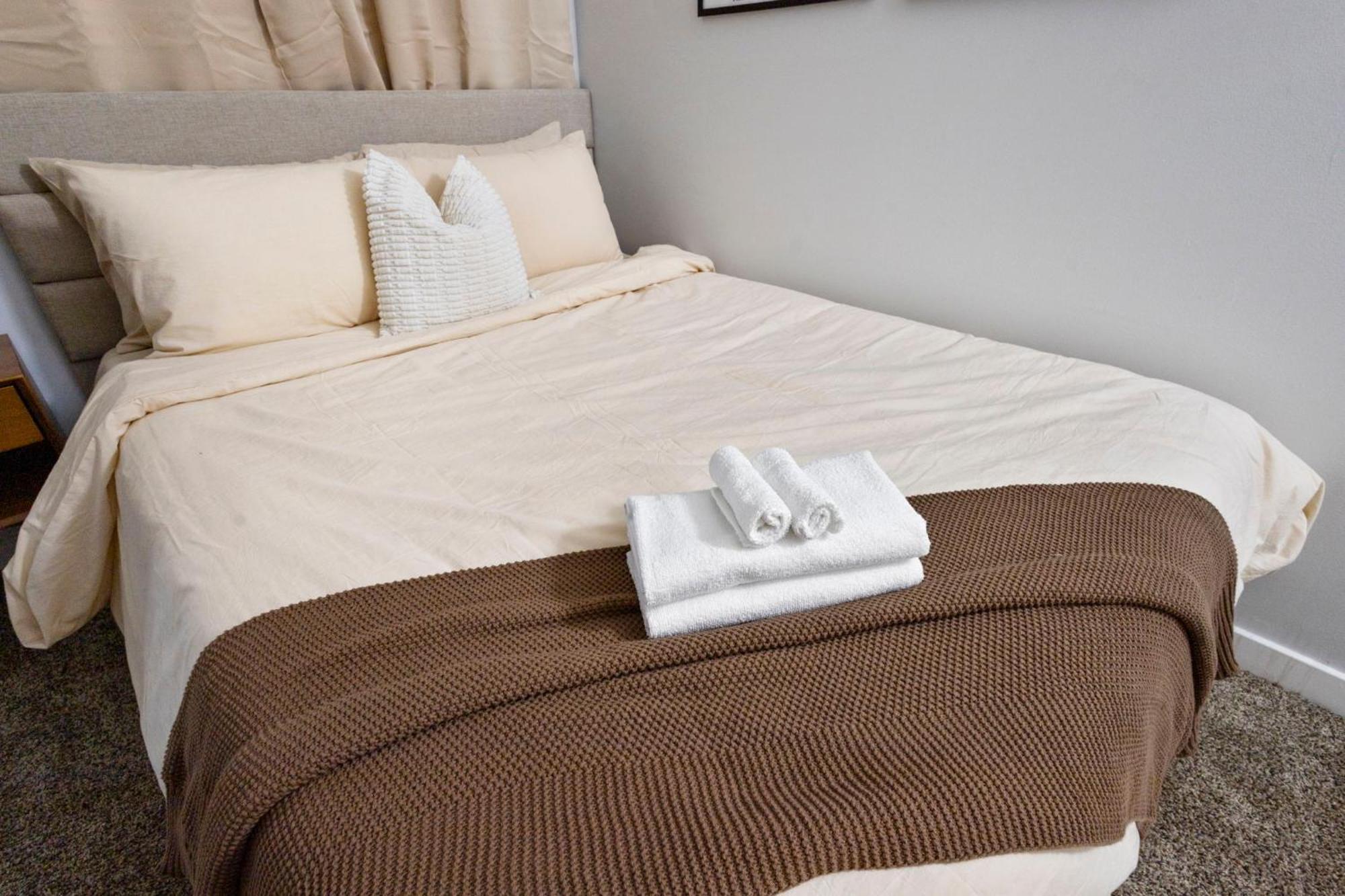 Indy City Loft - Convention Center - Sleeps 7 - Stadium Access Indianapolis Exteriör bild