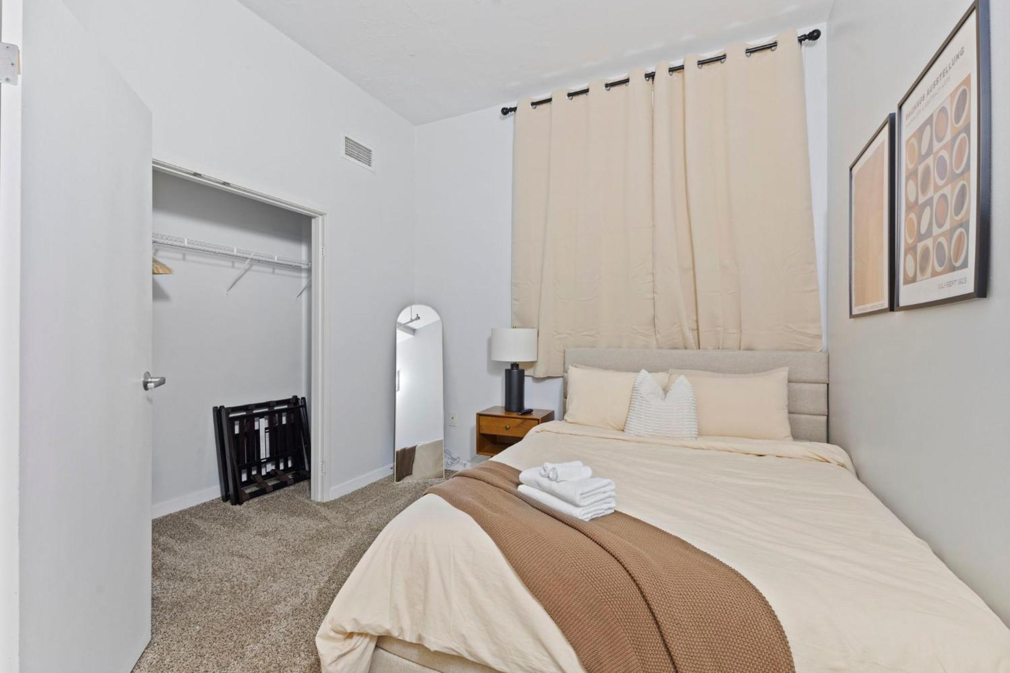 Indy City Loft - Convention Center - Sleeps 7 - Stadium Access Indianapolis Exteriör bild